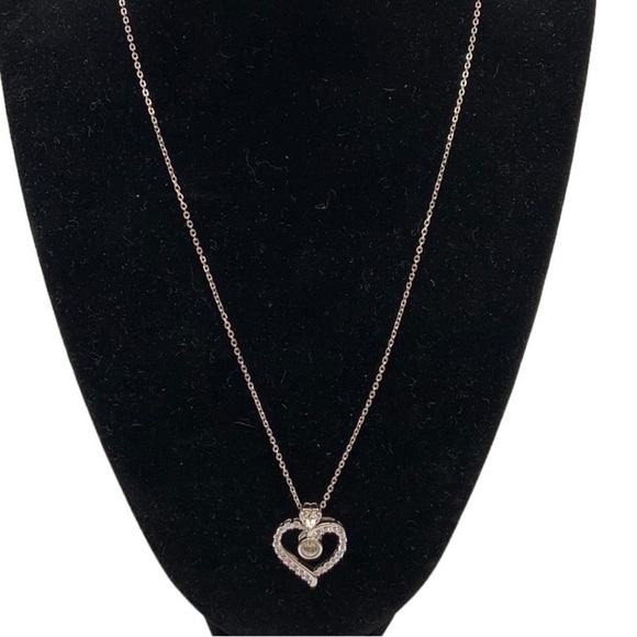 Silver Rhinestone Heart Pendant Necklace New with Box! - Picture 1 of 4